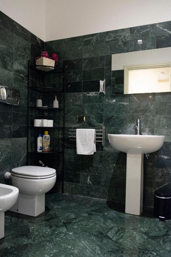 Tritone Apartamento *
